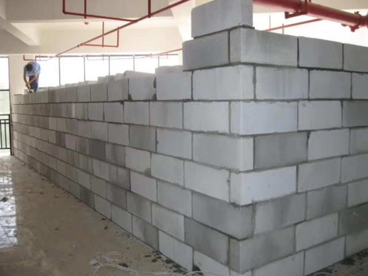 永康蒸压加气混凝土砌块承重墙静力和抗震性能的研究